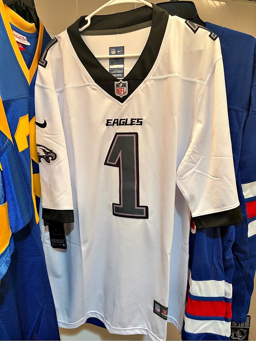 XL Hurts Nike Philadelphia Eagles